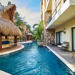 Premium Condo With Private Terrace And Pool View Apartamento